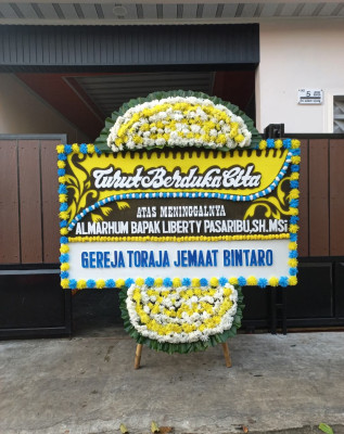 Papan Bunga Duka di Pagintungan